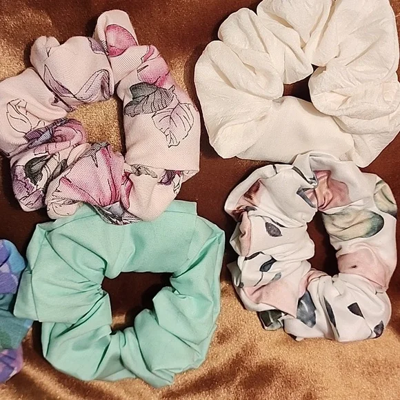 6 Hand Crafted Hair Scrunchies Bundle $ Drop - Picture 2 of 3